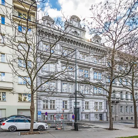 Apartament Celakovsky-6 By Interhome Praga
